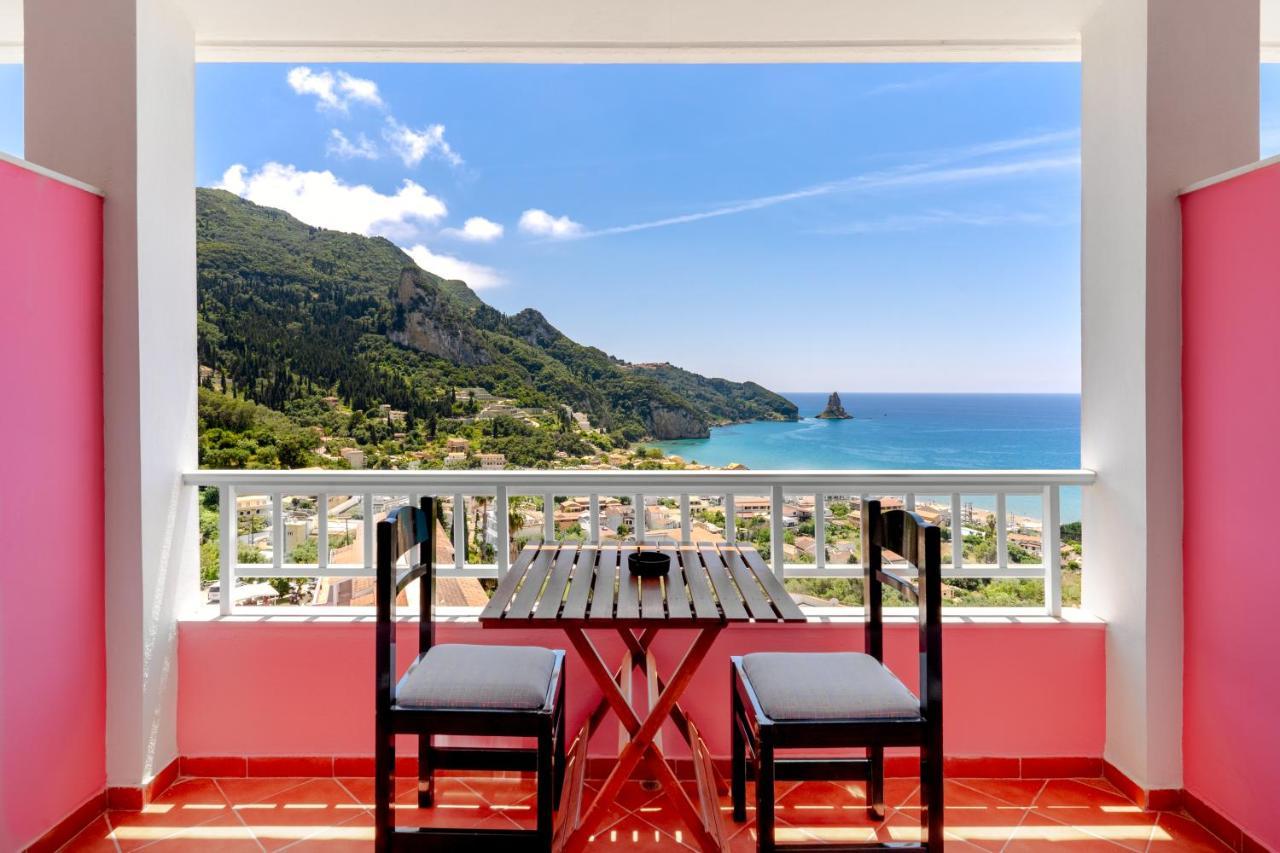 Pink Palace Beach Resort Агиос-Гордиос Экстерьер фото