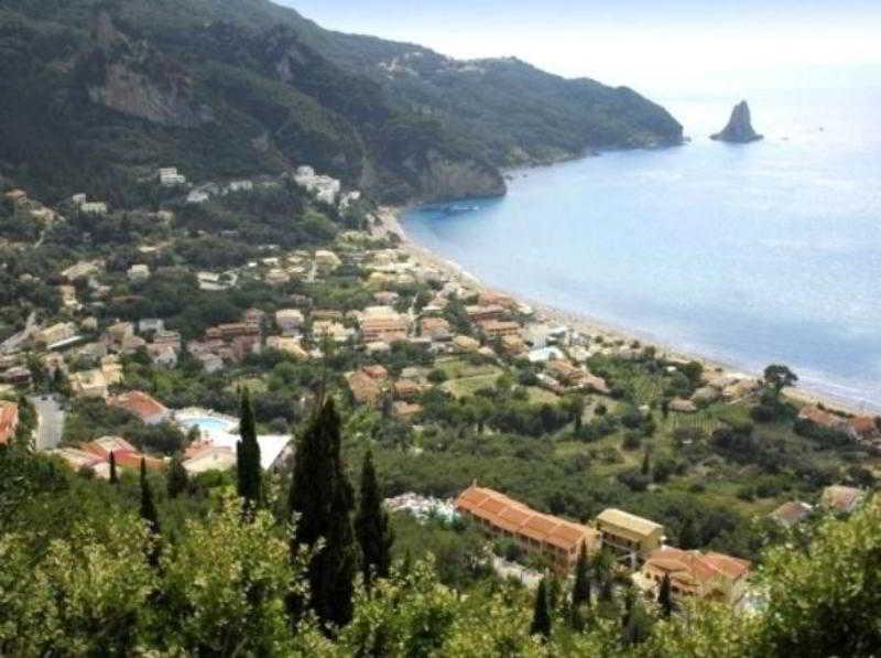 Pink Palace Beach Resort Агиос-Гордиос Экстерьер фото