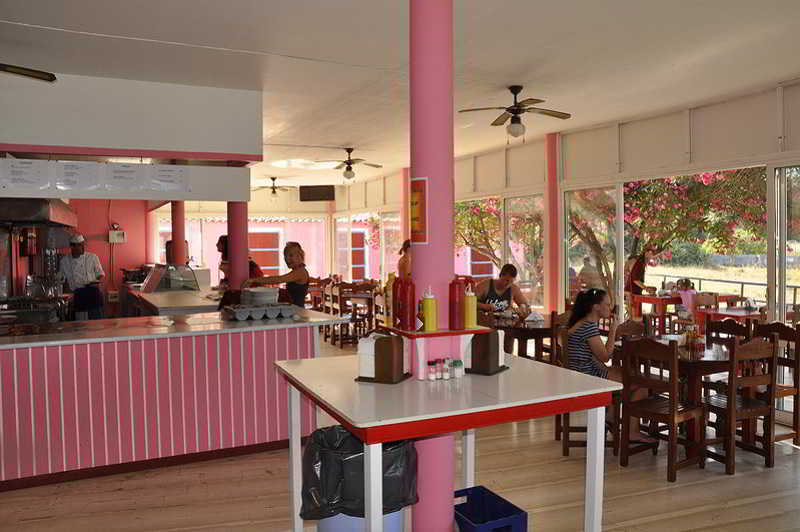 Pink Palace Beach Resort Агиос-Гордиос Экстерьер фото