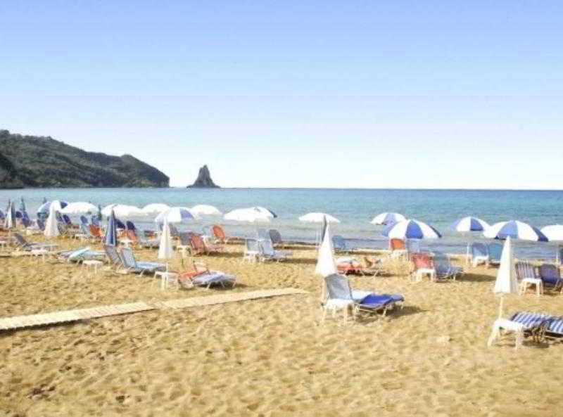 Pink Palace Beach Resort Агиос-Гордиос Экстерьер фото